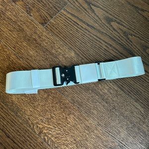 White Travel Belt